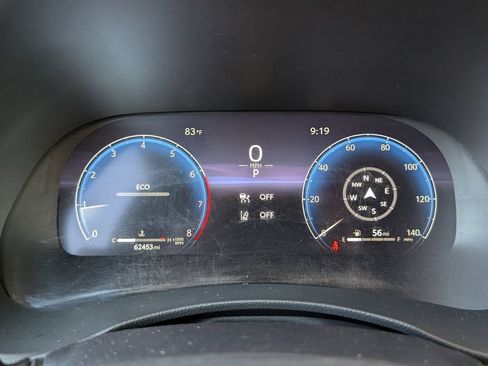 Used 2024 Toyota Highlander Platinum FWD image 12