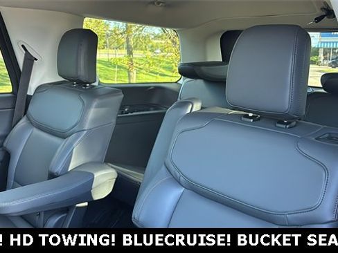 New 2025 Ford Expedition Active image 24