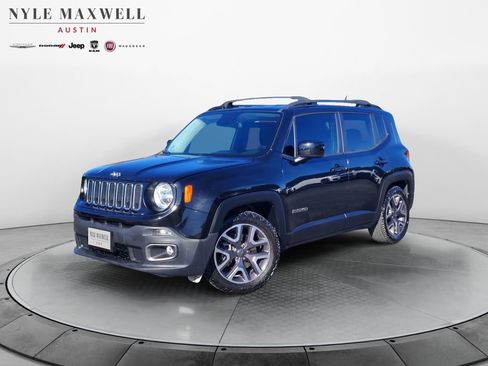 Used 2016 Jeep Renegade Latitude image 1
