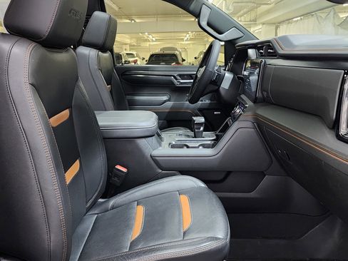 Used 2023 GMC Sierra 1500 AT4 w/ AT4 Premium Package image 22