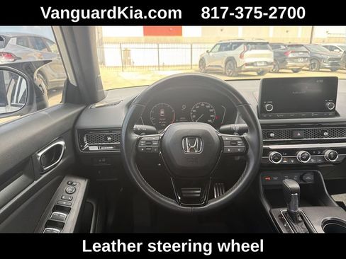 Used 2025 Honda Civic Sport image 13