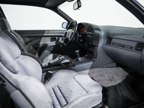 Used 1995 BMW M3 Coupe image 22