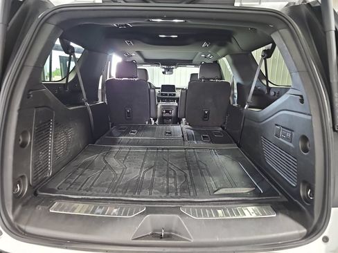 Used 2024 Chevrolet Suburban High Country w/ Max Trailering Package AWD/4WD image 12