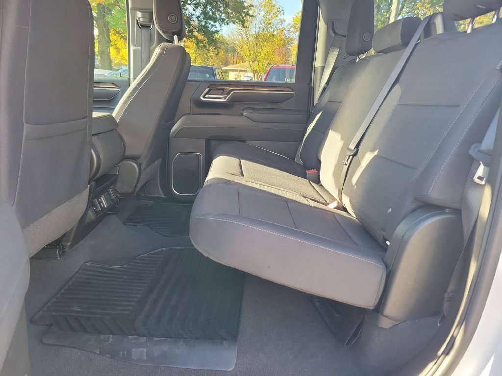 Used 2025 Chevrolet Silverado 2500 LT w/ Convenience Package AWD/4WD image 19