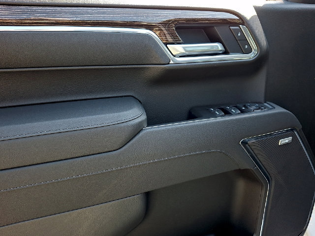 New 2026 GMC Sierra 1500 Elevation w/ Elevation Premium Package AWD/4WD image 8