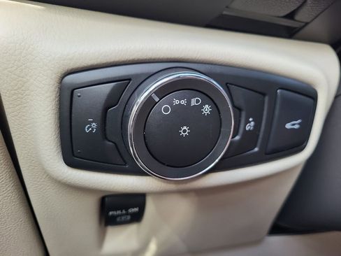 Used 2016 Lincoln MKX Reserve w/ Luxury Package image 23