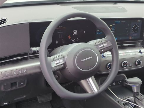 New 2026 Hyundai Kona SE image 20