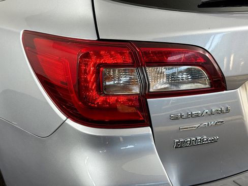 Used 2016 Subaru Outback 2.5i Limited image 36