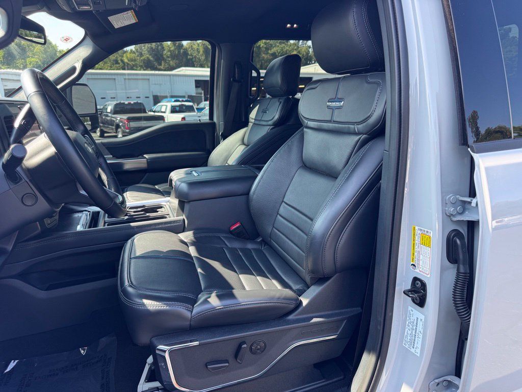 Used 2025 Ford F250 Platinum AWD/4WD image 21