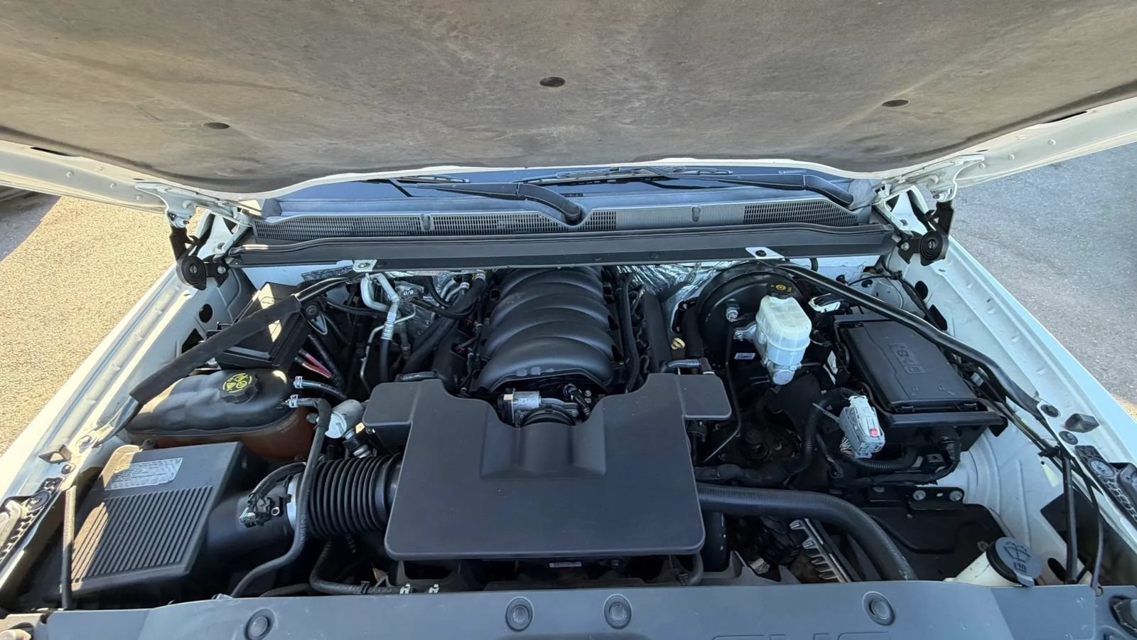 Used 2015 GMC Yukon XL Denali w/ Touring Package RWD image 30