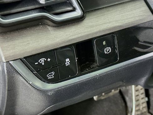 Certified 2025 Kia Sportage X-Pro AWD/4WD image 24
