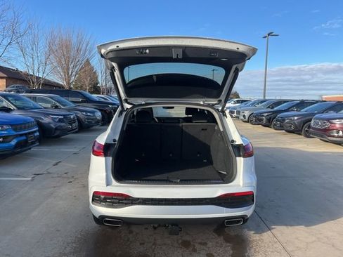 Used 2025 Audi Q5 Premium Plus w/ Premium Plus image 10