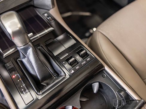 Used 2020 Lexus GX 460 Premium image 29