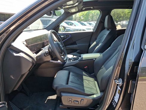 Used 2025 BMW X3 xDrive30i w/ Convenience Package AWD/4WD image 14