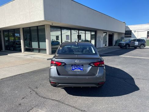 New 2025 Nissan Versa SR w/ Trunk Package image 6