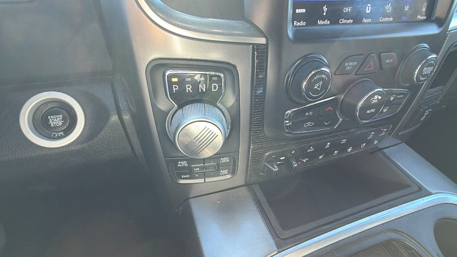 Used 2018 RAM 1500 Limited AWD/4WD image 31