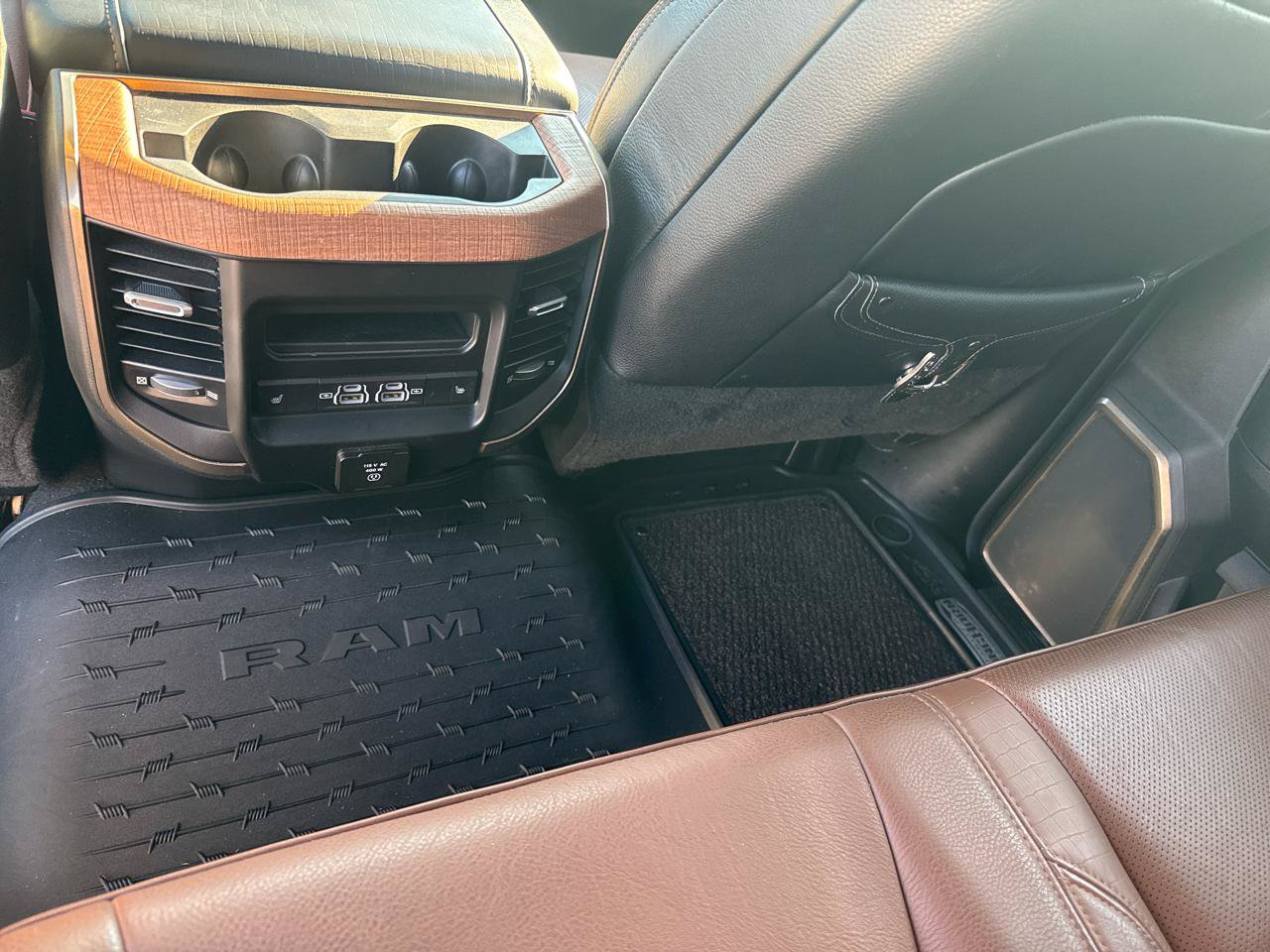 Used 2022 RAM 2500 Limited AWD/4WD image 6
