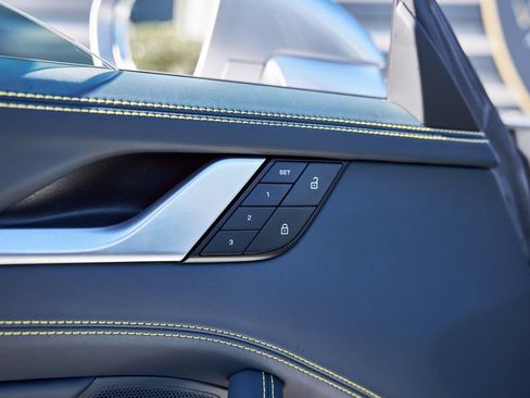 Used 2024 Porsche 911 Turbo S image 32