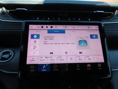 Used 2024 Jeep Grand Cherokee Limited 4xe AWD/4WD image 35