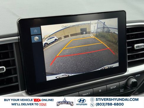 New 2026 Hyundai Venue SE image 3