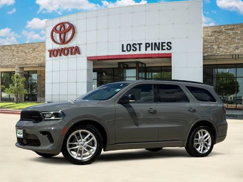 Used 2024 Dodge Durango GT RWD image 1