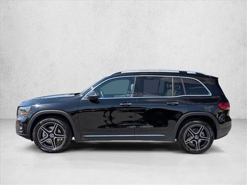 New 2026 Mercedes-Benz GLB 250 4MATIC image 5