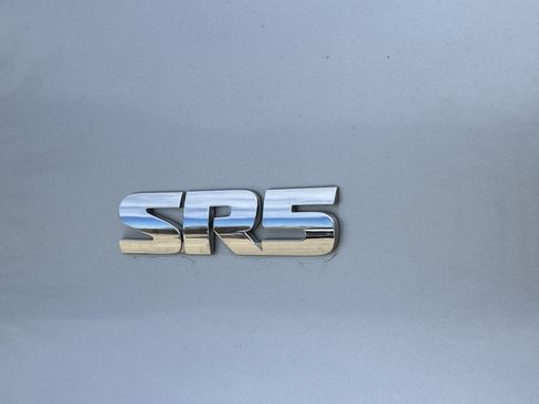 Used 2016 Toyota 4Runner SR5 Premium image 13