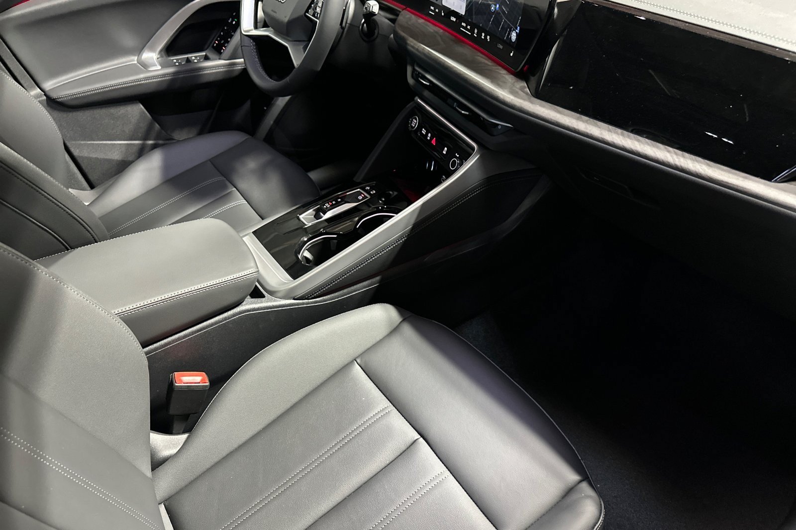 New 2026 Audi Q5 Premium Plus AWD/4WD image 15