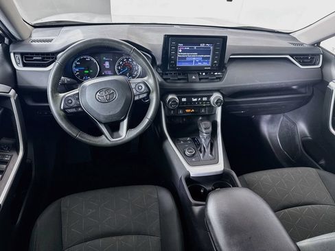 Certified 2020 Toyota RAV4 XLE w/ Convenience Package AWD/4WD image 22