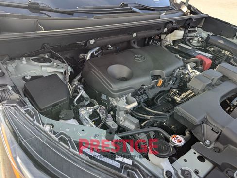 Used 2022 Toyota RAV4 XLE w/ Convenience Package AWD/4WD image 30