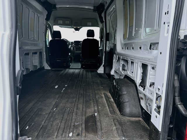 Used 2021 Ford Transit 250 Medium Roof AWD image 27