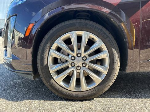 Used 2020 Cadillac XT6 Premium Luxury FWD image 6