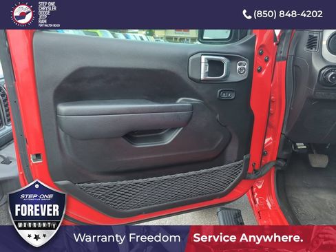 Used 2024 Jeep Wrangler Unlimited Sport AWD/4WD image 17