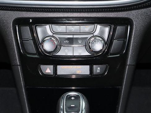 Used 2018 Buick Encore Sport Touring image 11