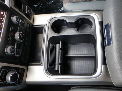 Used 2018 RAM 1500 Big Horn AWD/4WD image 37