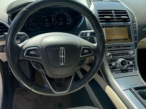 Used 2019 Lincoln MKZ Reserve AWD/4WD image 15