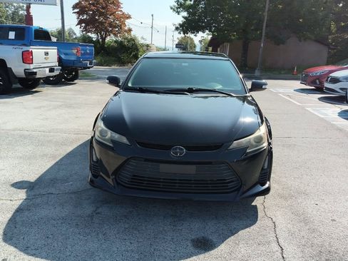 Used 2014 Scion tC image 8