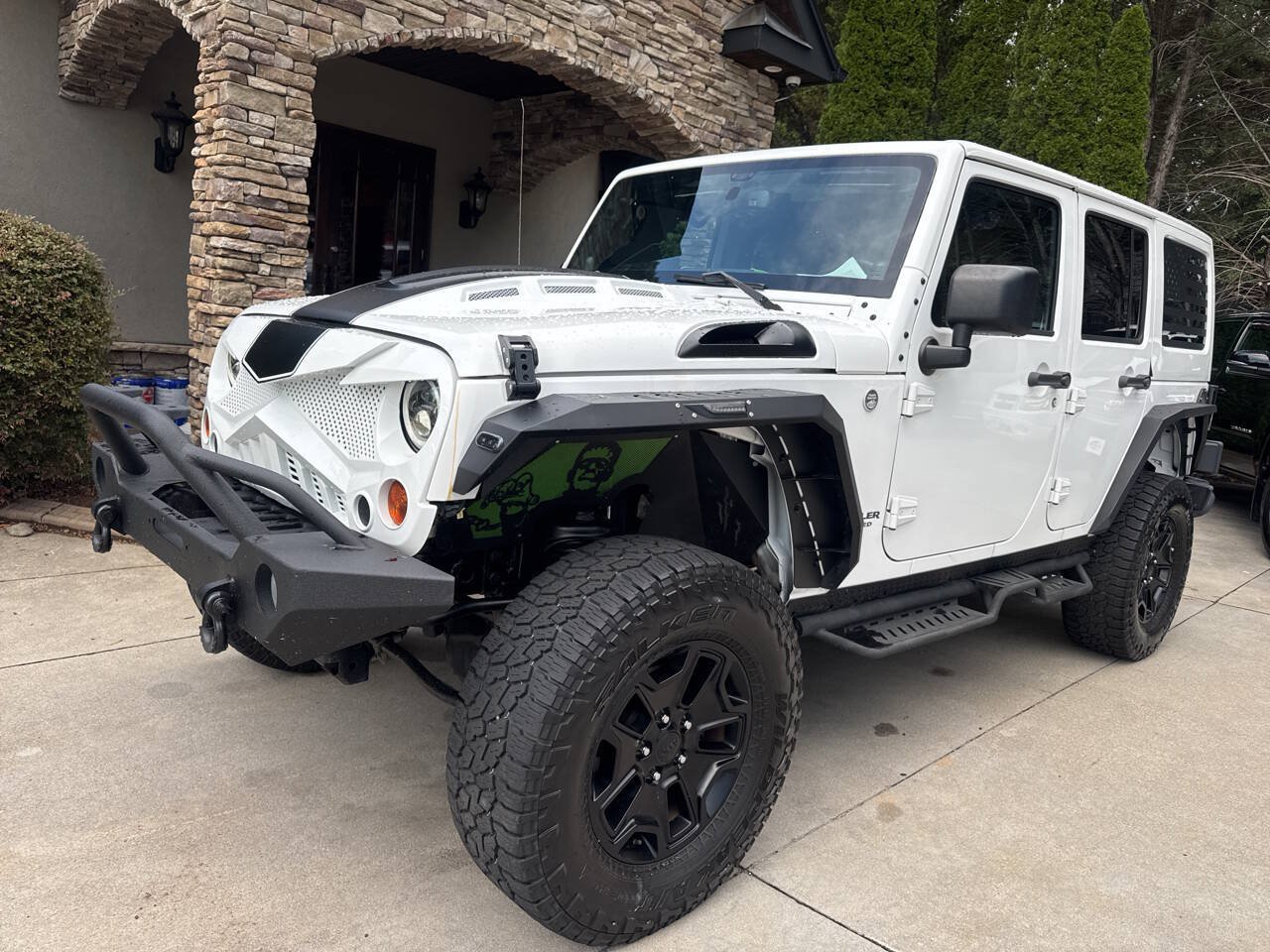 Used 2013 Jeep Wrangler Unlimited Sahara AWD/4WD image 21