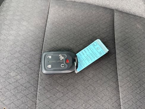 Used 2022 Chevrolet Silverado 2500 LT w/ Convenience Package image 37