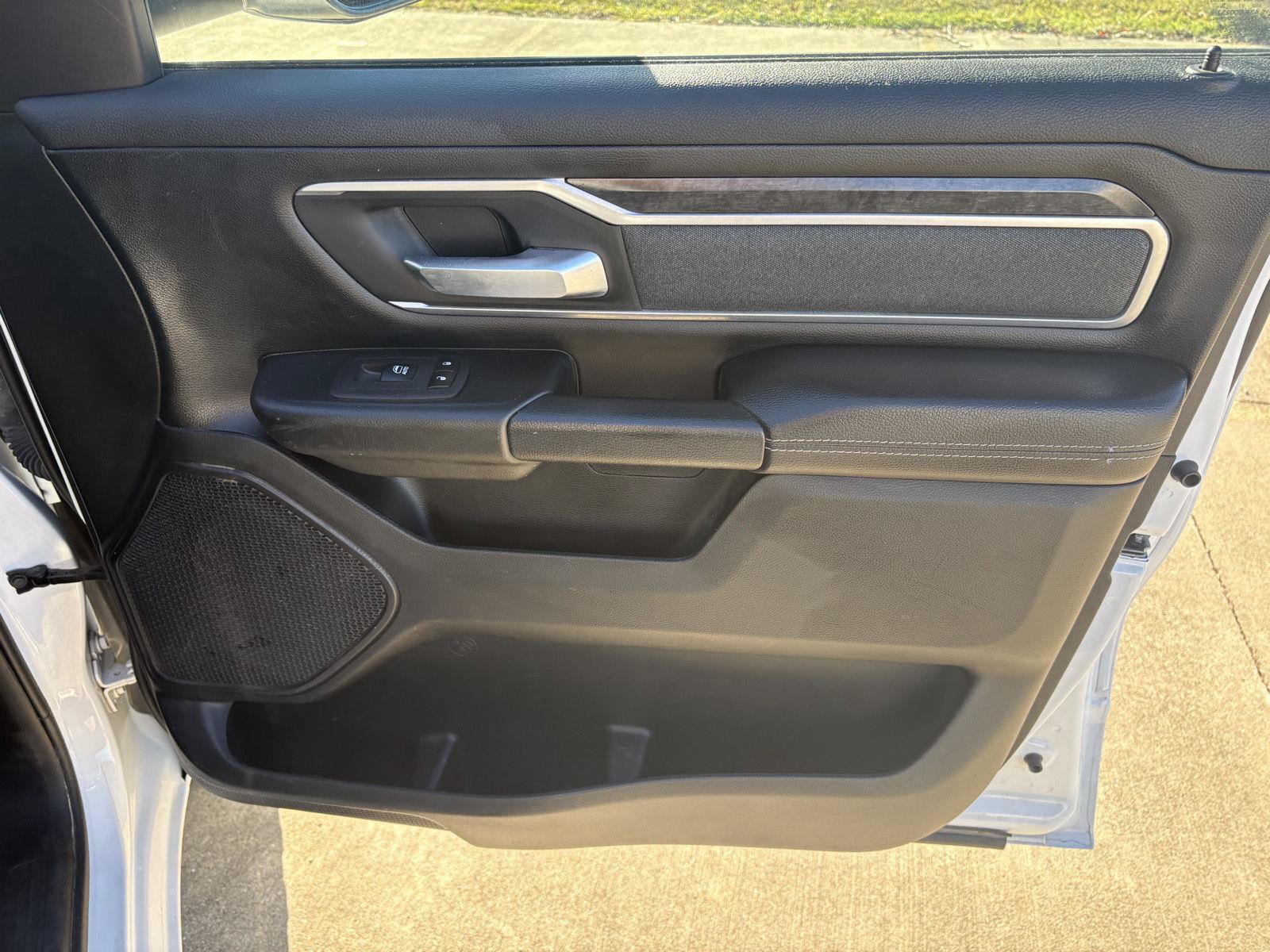 Used 2022 RAM 1500 Big Horn AWD/4WD image 17