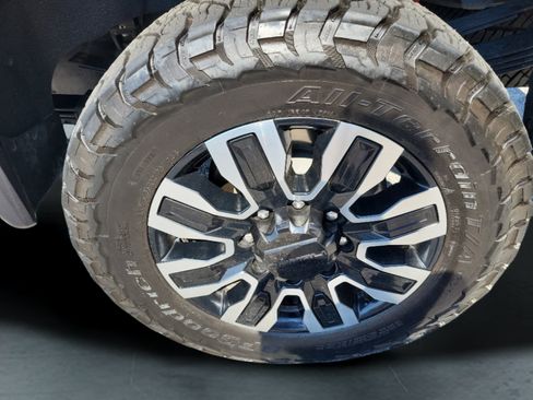 Used 2025 GMC Sierra 2500 Denali Ultimate w/ Max Trailering Package AWD/4WD image 10