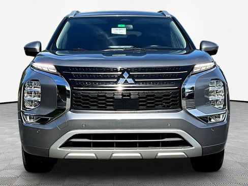 Used 2022 Mitsubishi Outlander SEL FWD image 2