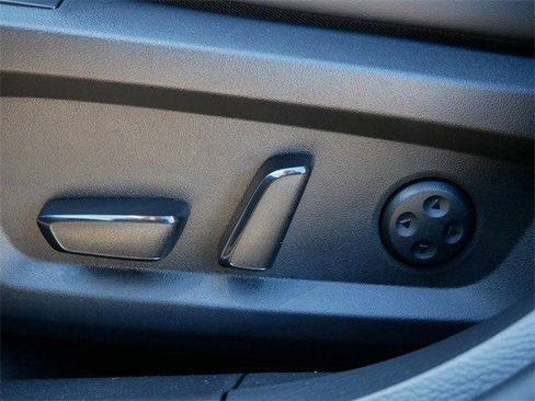 Used 2025 Mitsubishi Outlander SEL Black Edition image 17