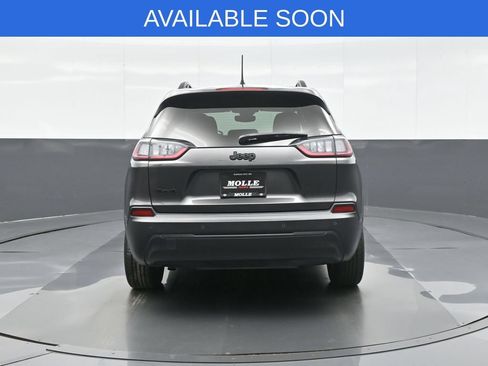 Used 2021 Jeep Cherokee Latitude Plus AWD/4WD image 6