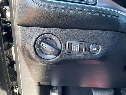 Used 2022 Dodge Challenger R/T w/ Plus Package image 24