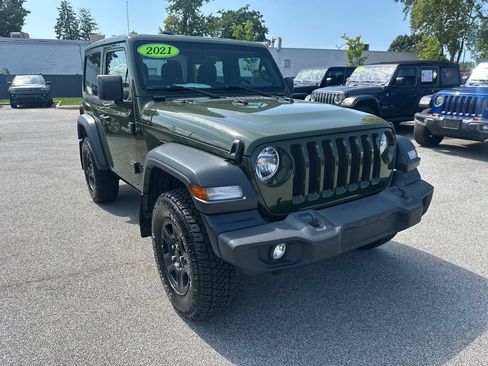 Used 2021 Jeep Wrangler Sport AWD/4WD image 4