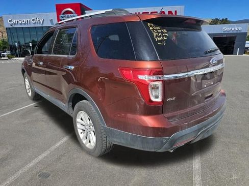 Used 2015 Ford Explorer XLT w/ Equipment Group 202B image 9