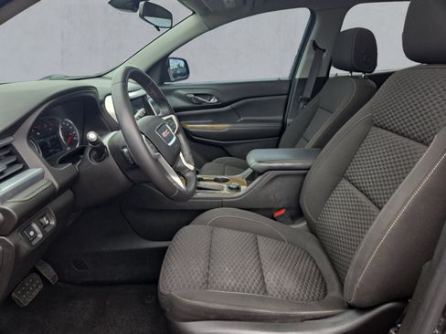 Used 2017 GMC Acadia SLE FWD image 11