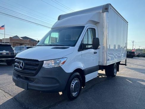 Used 2024 Mercedes-Benz Sprinter 3500 image 2