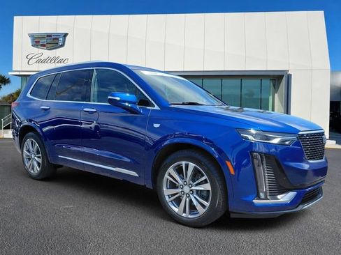 Certified 2024 Cadillac XT6 Premium Luxury FWD image 1